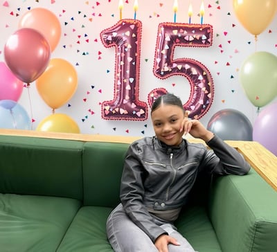 Jazzy, la reportera panameña que entrevistó a Rihanna, celebró sus 15 años