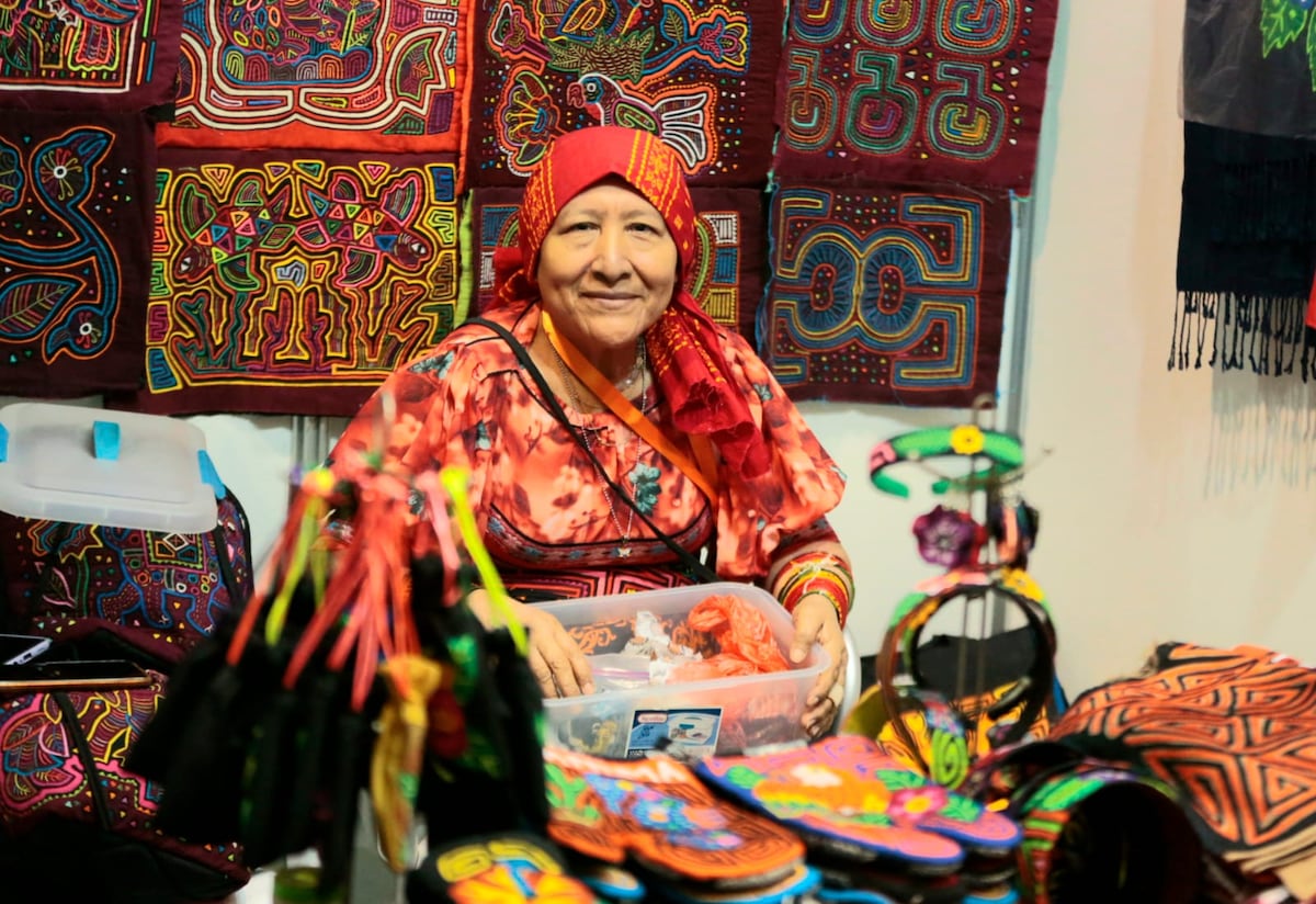 Colores y tradiciones en la Feria Nacional de Artesanías 2025