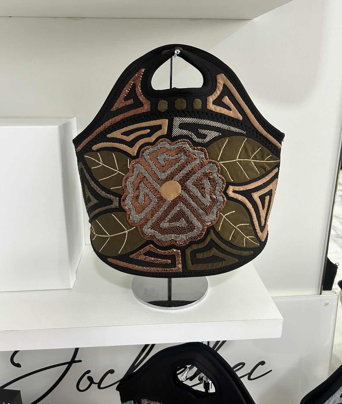 Resistencia Nativa: la nueva propuesta de la diseñadora panameña Jochebec Arjona