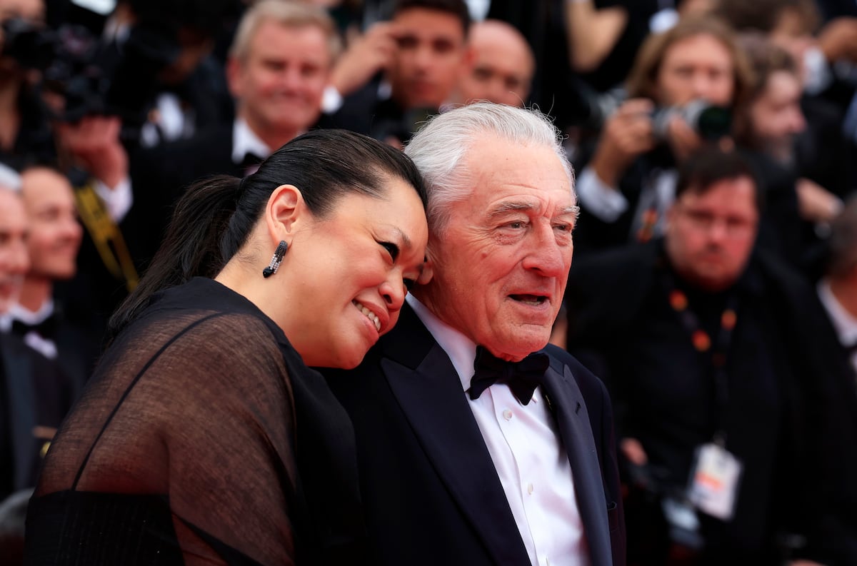 Robert De Niro, de 81 años, llega con la mamá de su bebé de dos años al Festival de Cannes