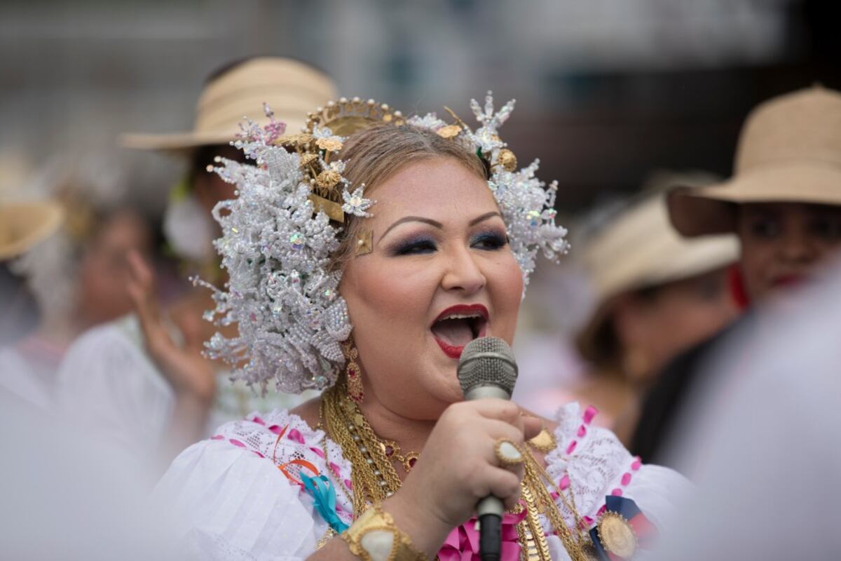 Una mirada a la octava edición del Desfile de las Mil Polleras