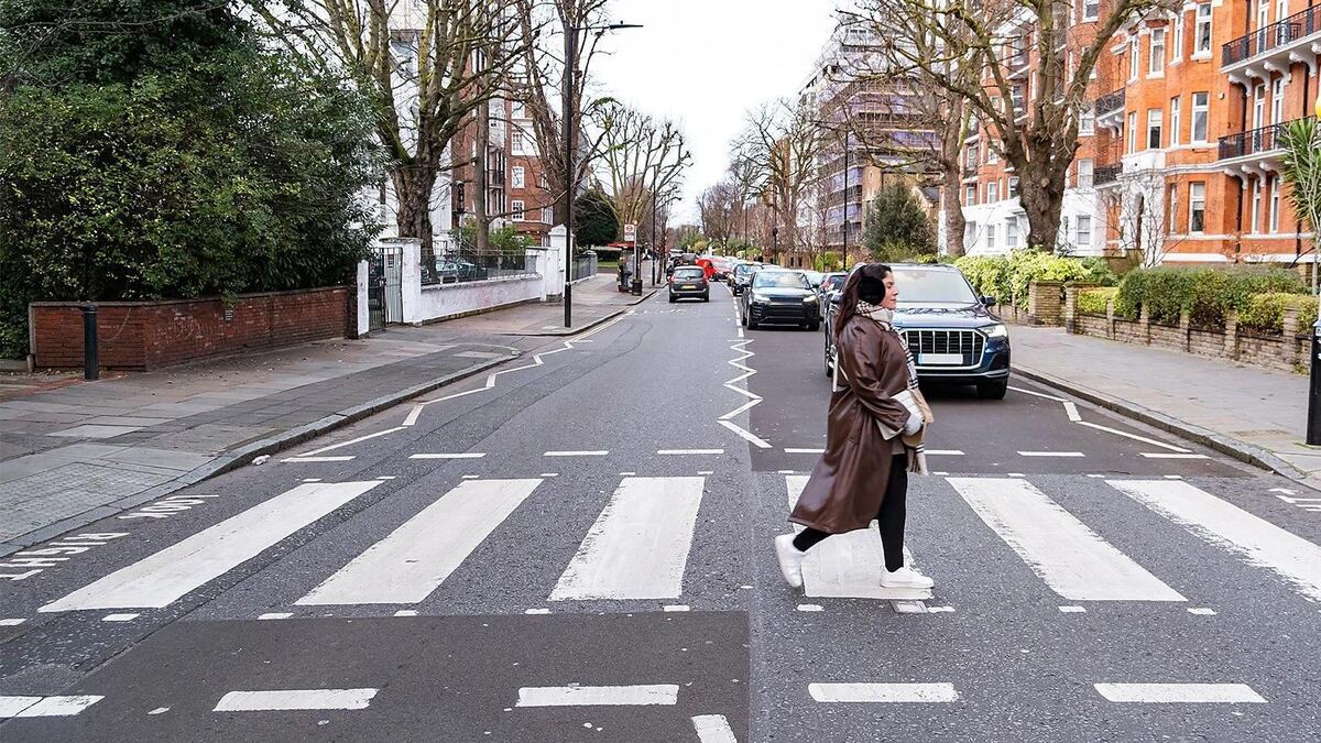 Cómo la forma de caminar puede revelar la edad de tu cerebro