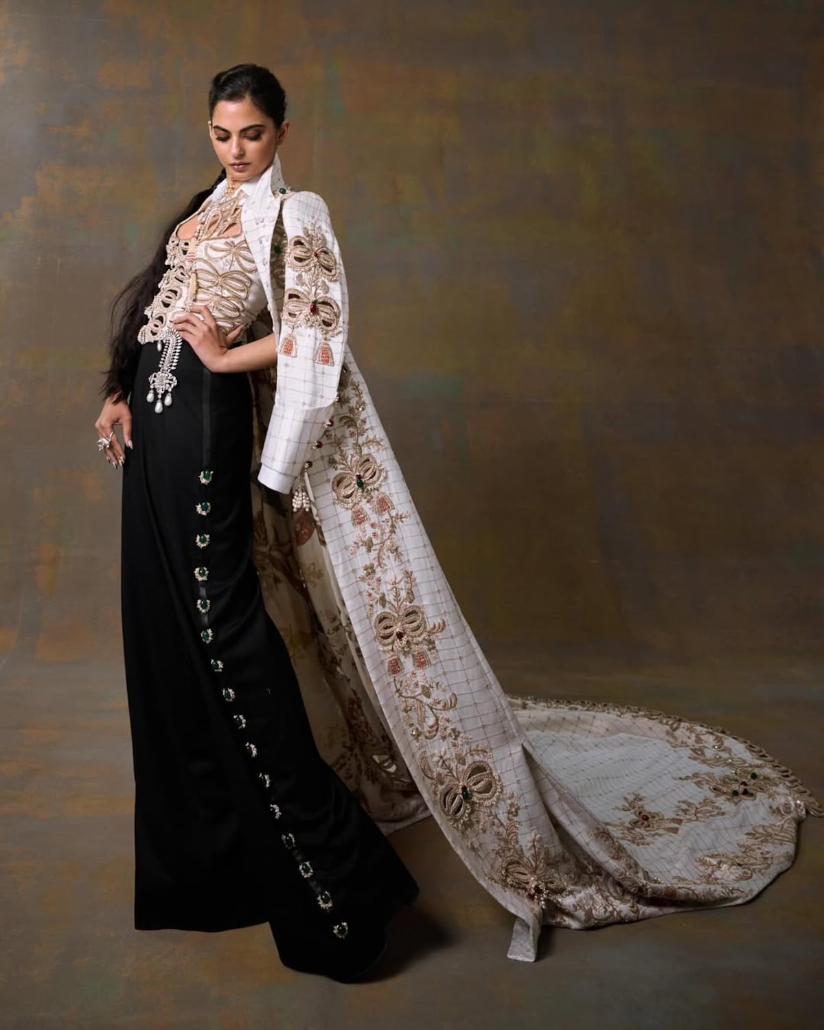 El collar de 89 diamantes de Isha Ambani para la gala del Met