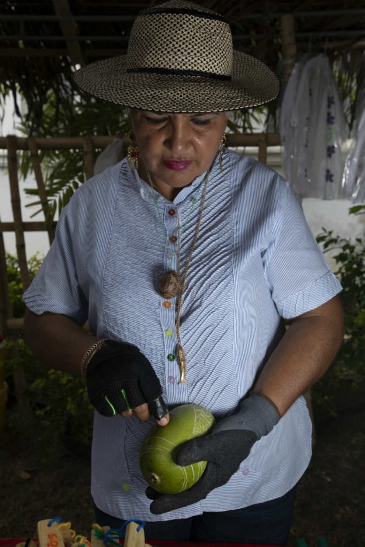 Honor para las artesanas en el Desfile de las Mil Polleras