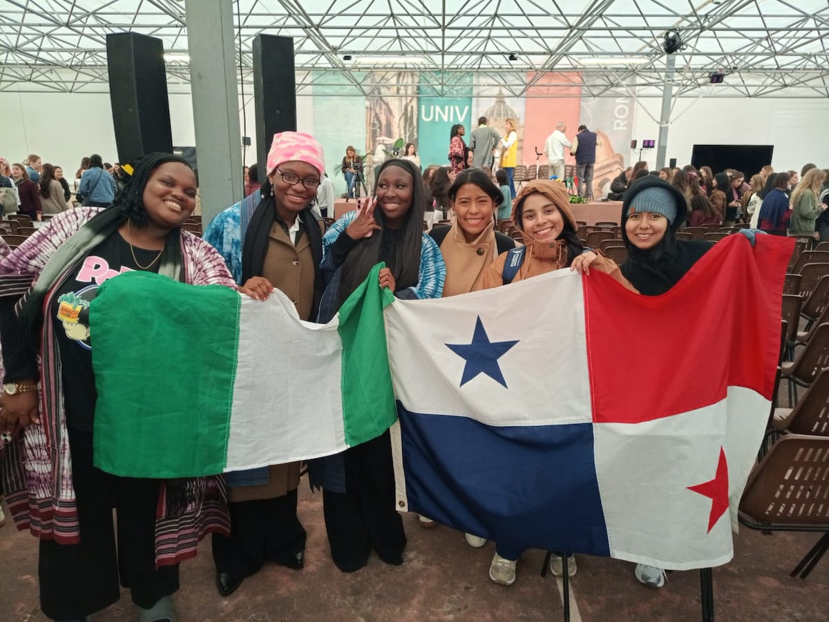 Tres estudiantes panameñas ganan el primer lugar en concurso de videos en congreso universitario en Roma