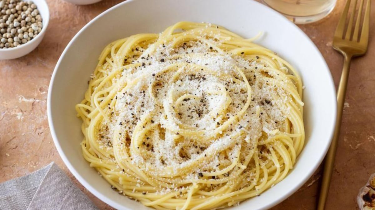 Cacio e pepe: la receta de pasta de una popular web británica que indigna a Italia