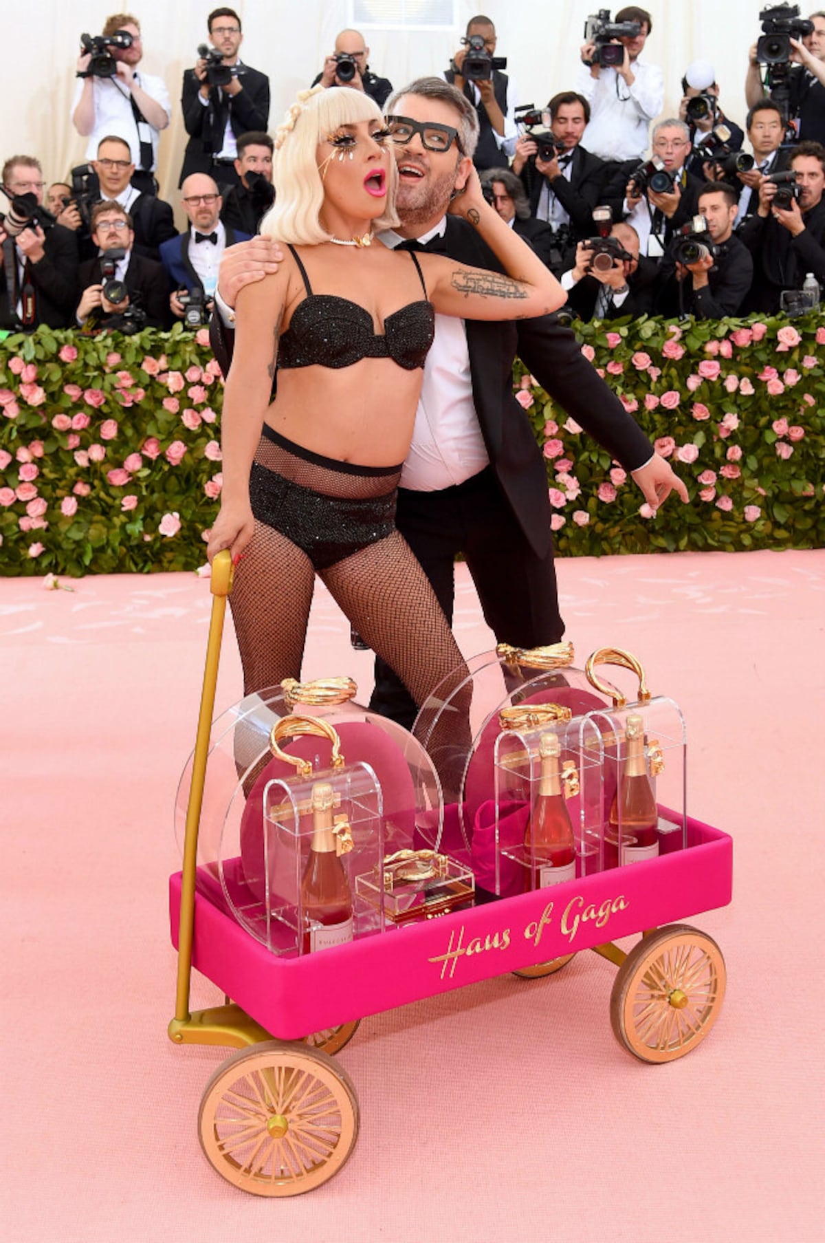 La metamorfosis de Lady Gaga en la gala del Met