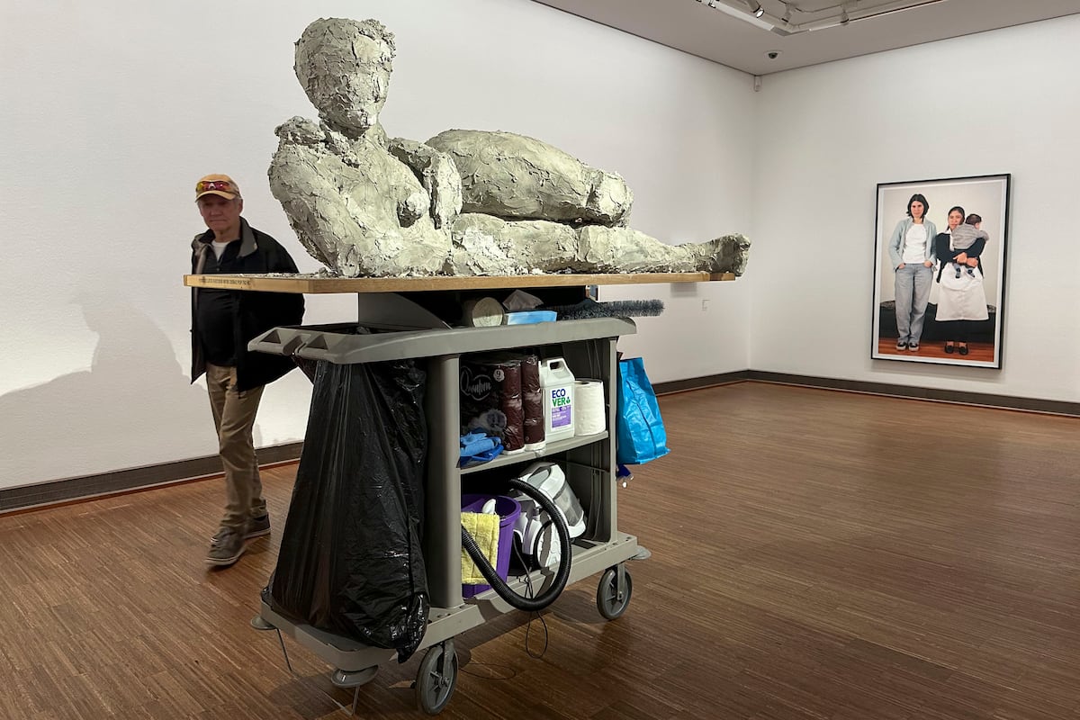 Una muestra feminista reivindica en Viena la labor invisibilizada de la mujer cuidadora