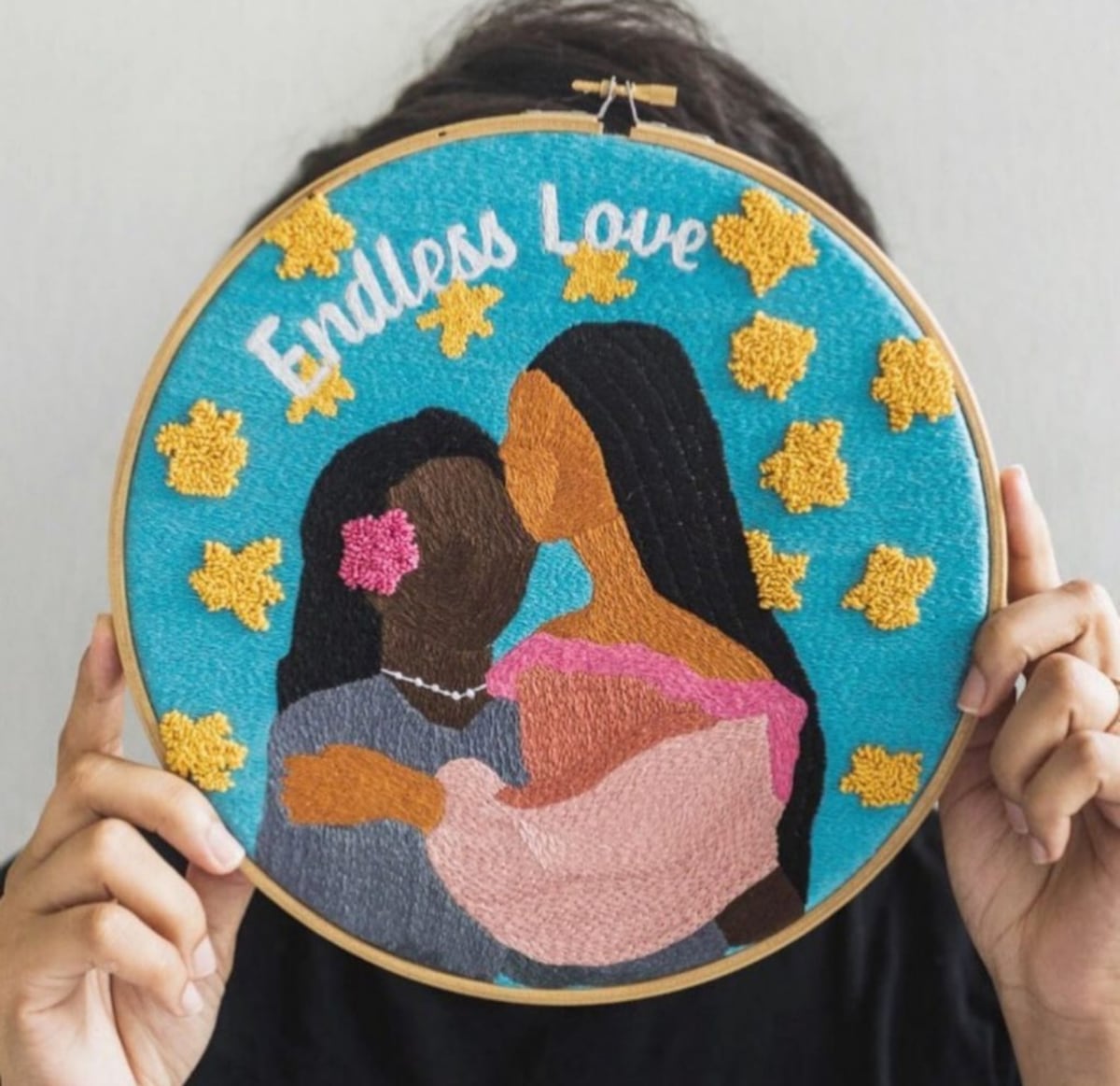 Aprendiendo y riendo juntas: 9 grupos de mujeres para unirse en Panamá