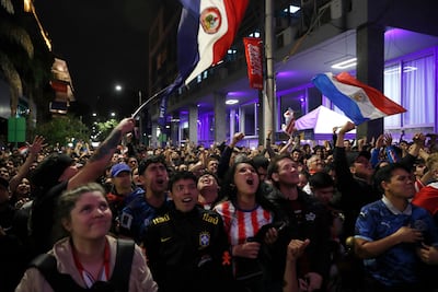 Paraguay no durmió: una noche de fiesta inundó Asunción tras la histórica clasificación mundialista