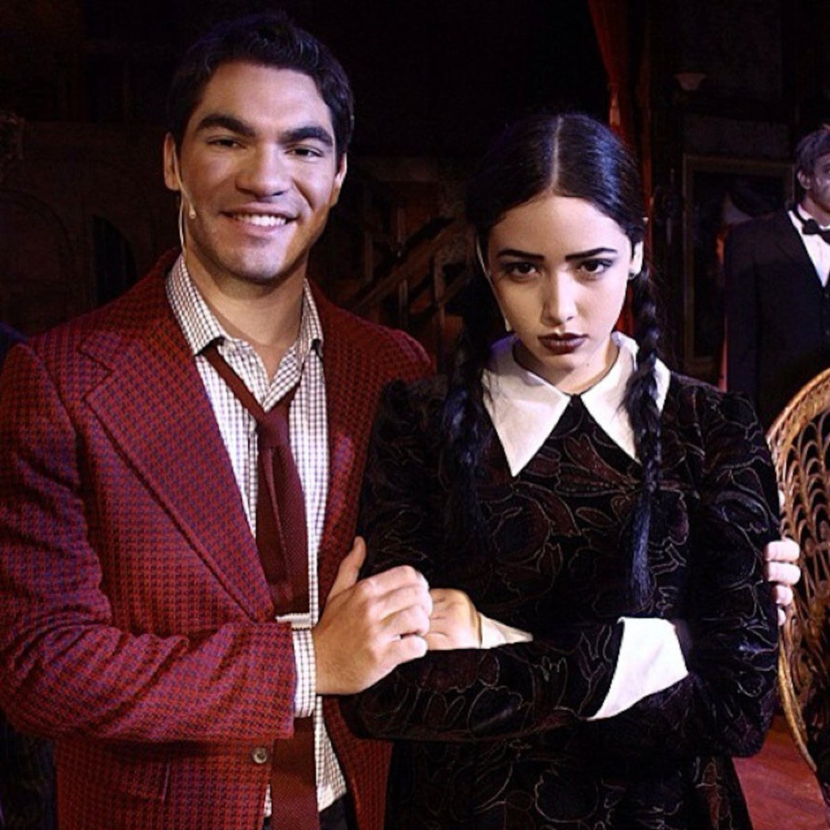 Un pastel decorado con 66 rosas y tres vestidos de novia: la boda de Dayana y Gio 