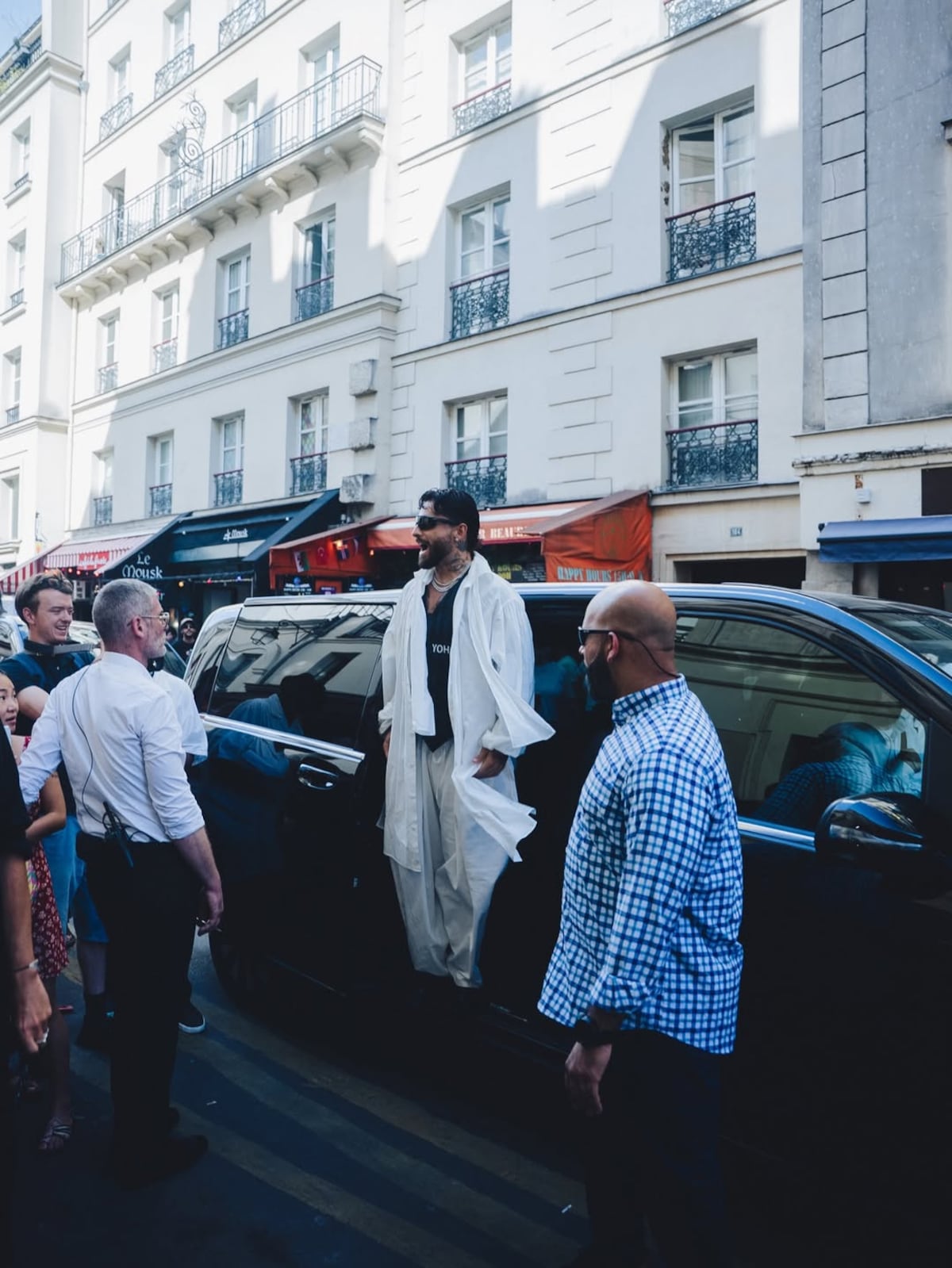 10 fotos de Maluma siendo guapo en la Semana de la Moda Masculina de París