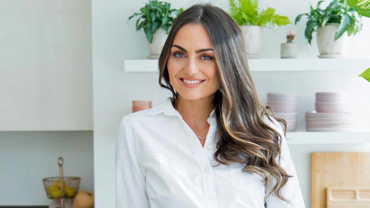 ¿Por qué me salieron canas a los 14 años? ¿Puedo revertirlo?