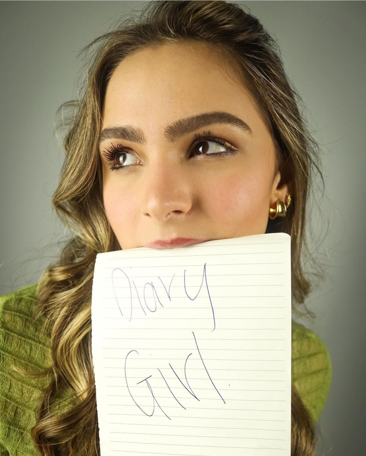 La cantante panameña Yael Danon estrena su nuevo álbum Diary Girl