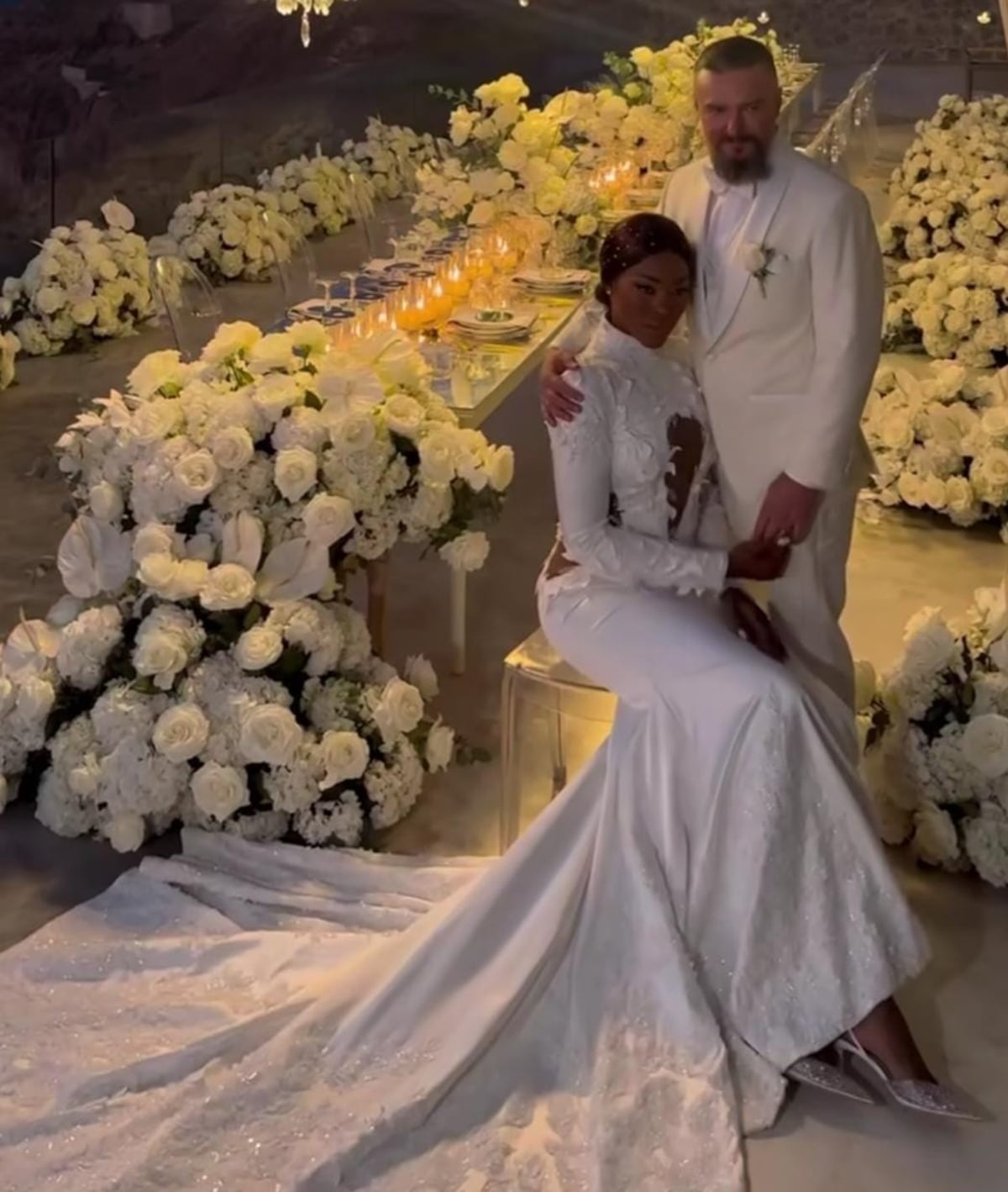 La boda de ensueño de una miss panameña en Santorini, Grecia