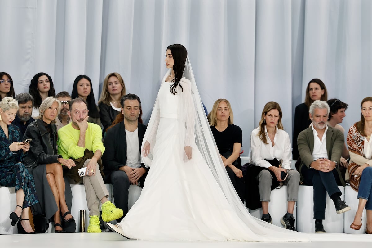 Moda nupcial 2027: Yolancris e Isabel Sanchís reivindican el vestido de novia artesano en Bridal Barcelona