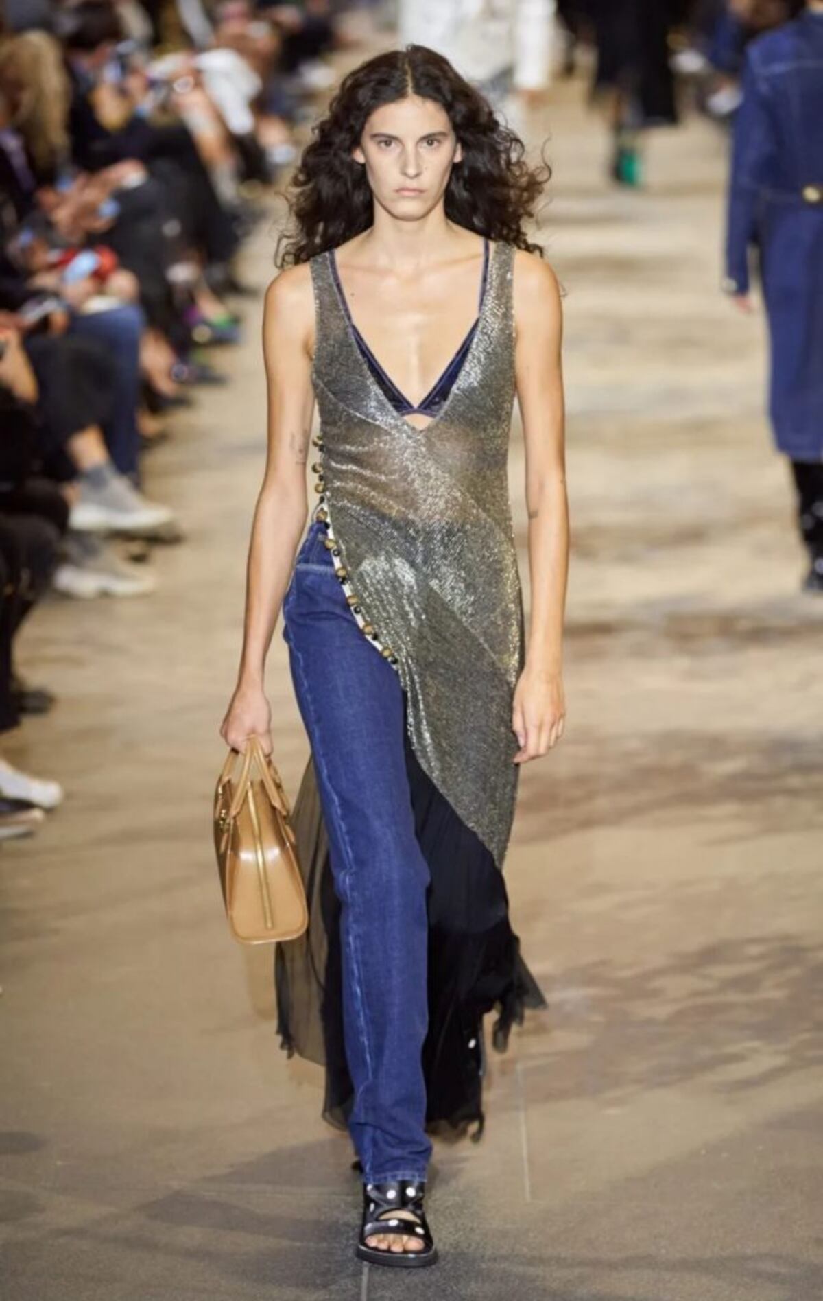 Brillo y ‘color block’: así se llevan sin fallar en el intento