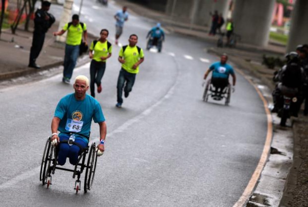 Carrera sobre sillas de ruedas 2017