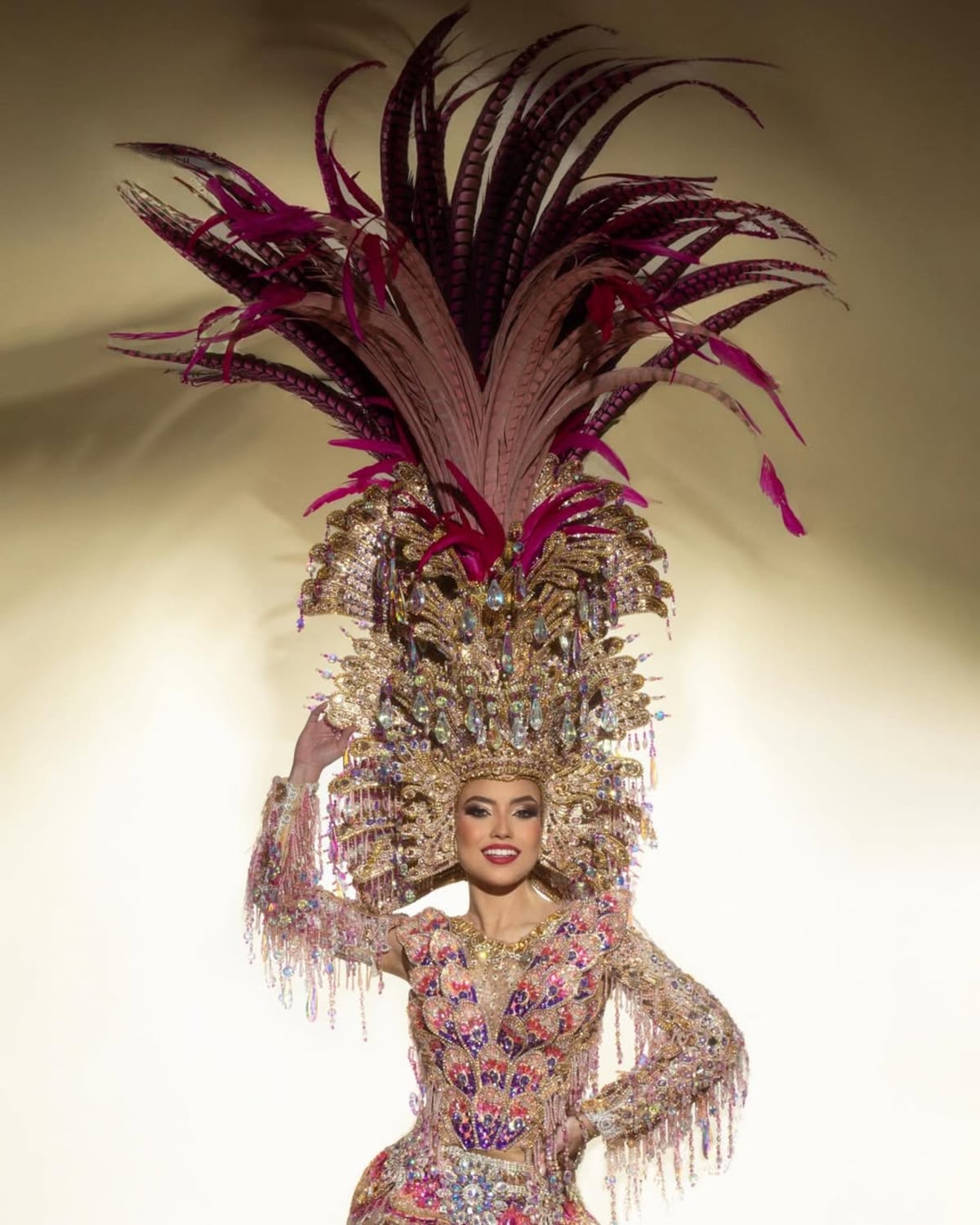 Así vistieron las reinas de Calle Arriba y Calle Abajo de Las Tablas para celebrar la llegada del año nuevo