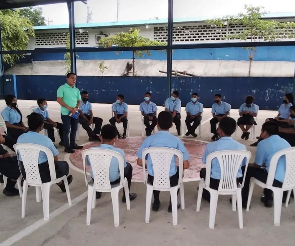 Jóvenes líderes con propósito: las historias de Carolin y Manuel
