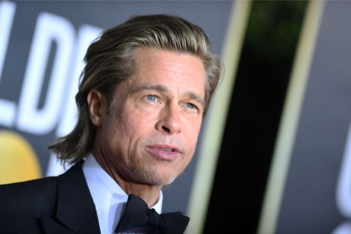 Siete imágenes de Brad Pitt en los Globos de Oro 2020