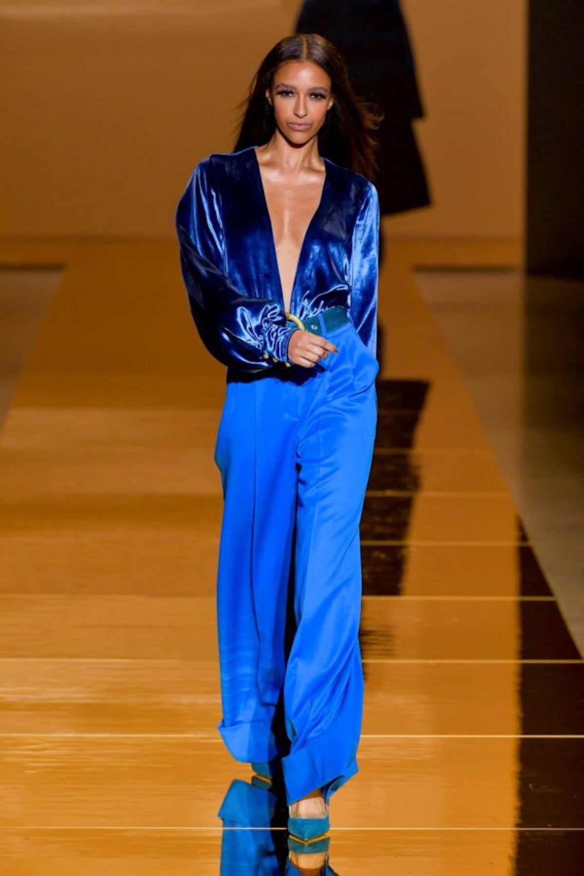 Brillo y ‘color block’: así se llevan sin fallar en el intento