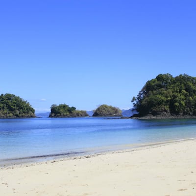 El impresionante mar azul de Coiba