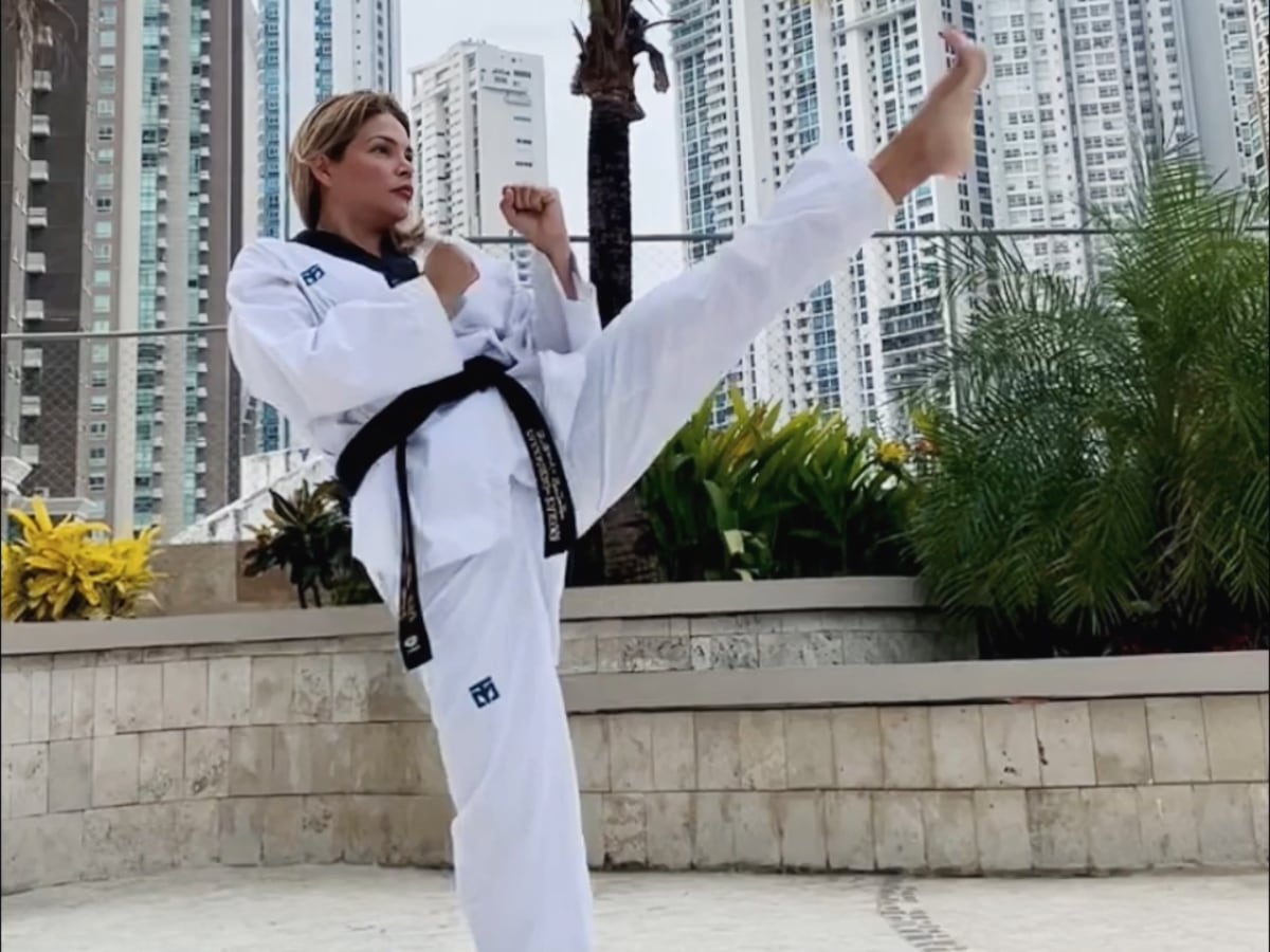 Thelma del Río: la panameña que ganó oro mundial en taekwondo a los 52 años