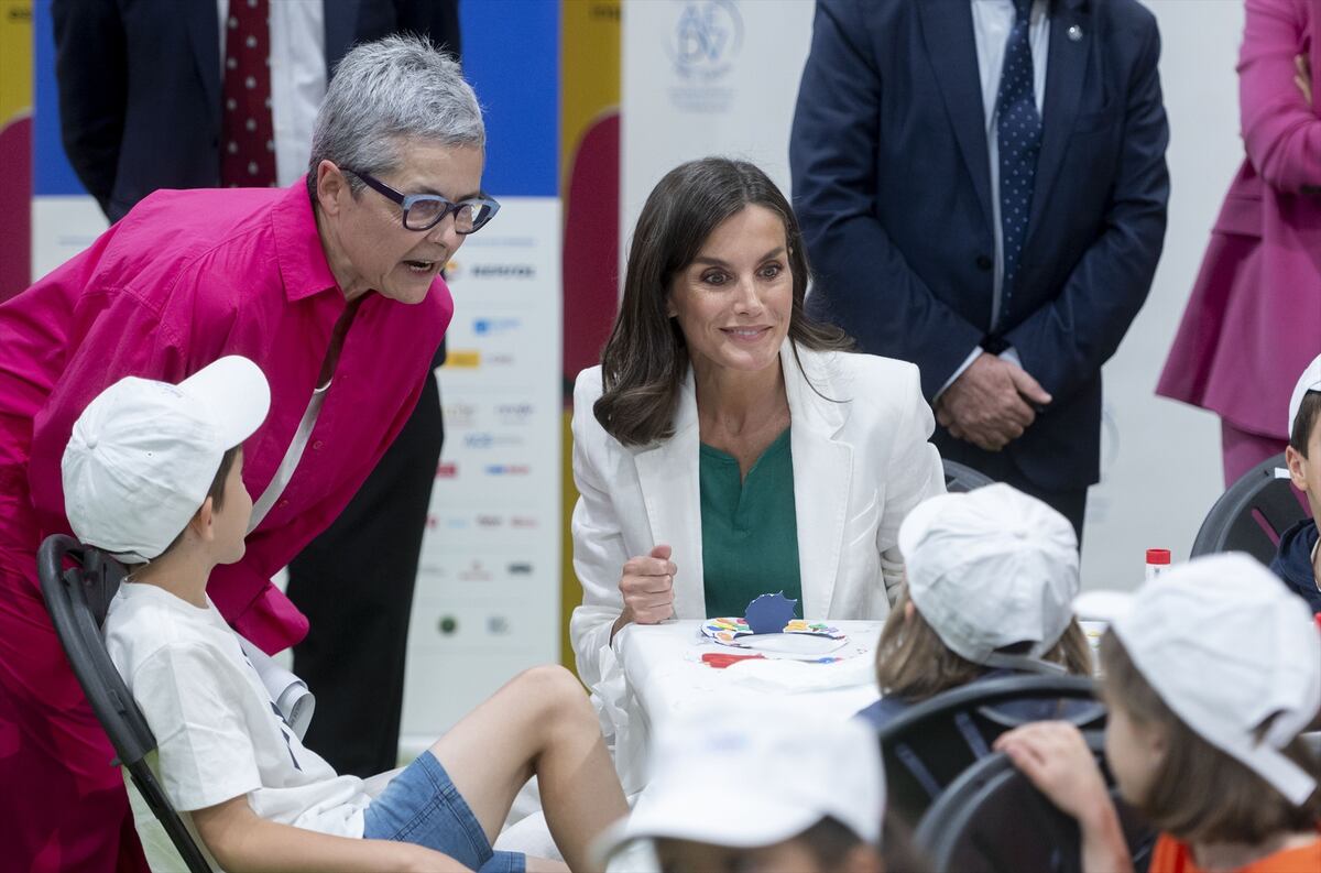 La reina Letizia inaugura la Feria del Libro de Madrid