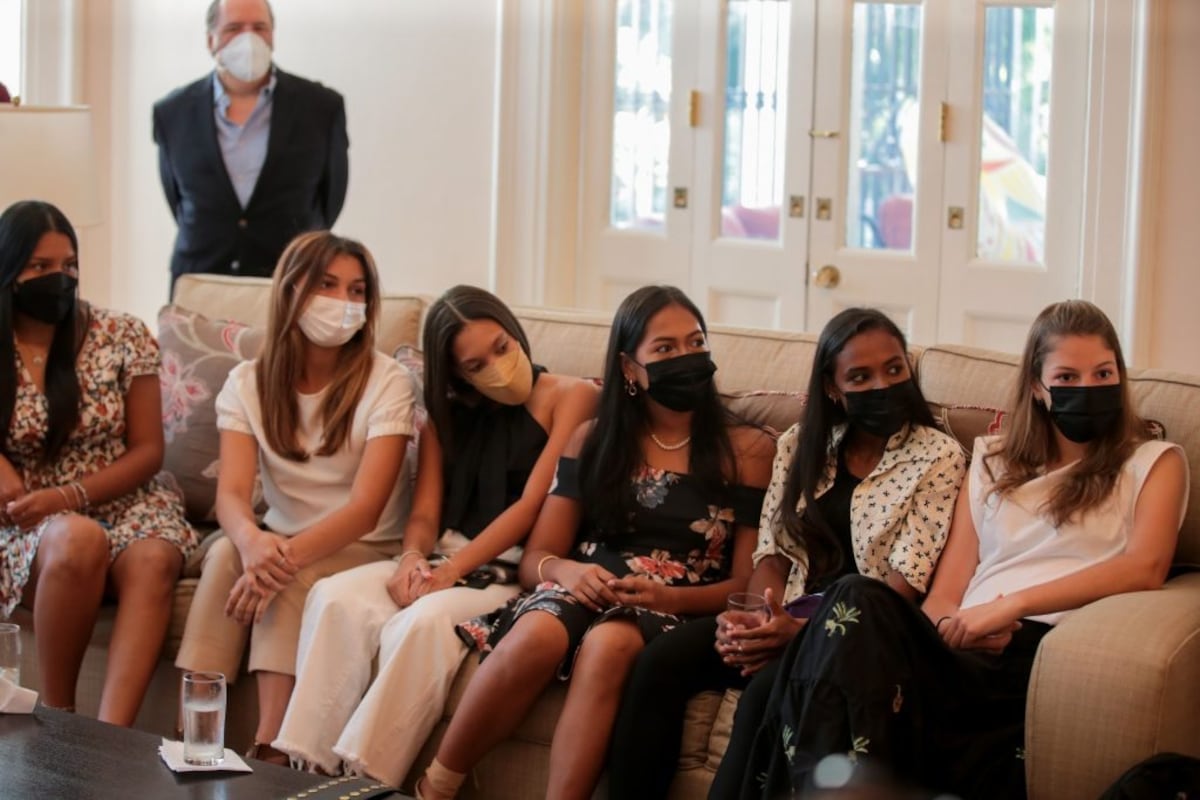 Amigas, campeonas de la NFL y el equipo a vencer en el flag football internacional