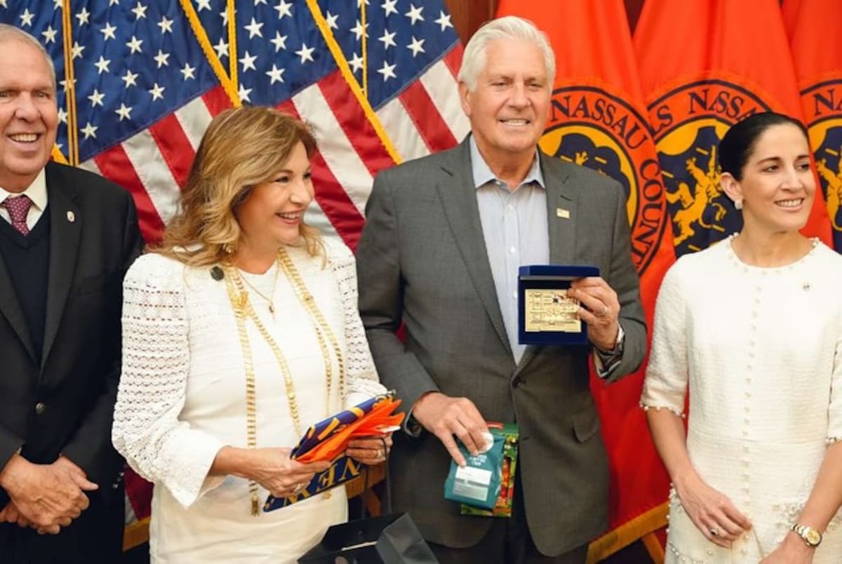 Los atuendos de diseño panameño que lució Maricel de Mulino en su visita a Nueva York