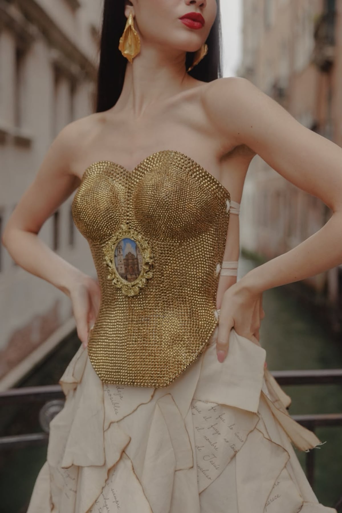Colección de moda inspirada en la arquitectura de Casco Antiguo es presentada en Venecia por las marcas Michelle Ferrer y Tulu