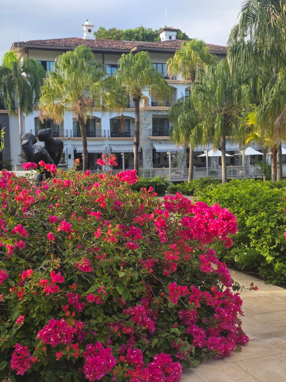 Cinco razones para tener un fin de semana de bienestar y amigas en la Riviera Pacífica