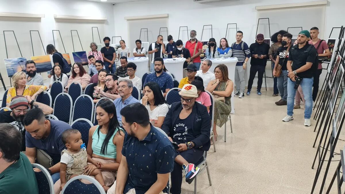 Perspectivas Femeninas, exposición fotográfica en la Umecit