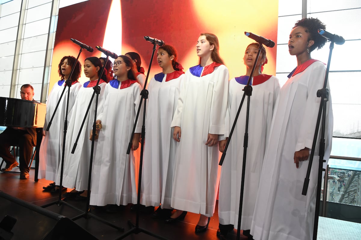 Navidad y música en el Metro de Panamá