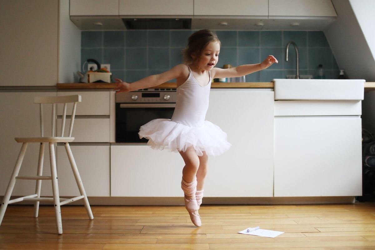 Cómo fortalecer los músculos de tus pies puede mejorar cómo mueves todo tu cuerpo (y 3 ejercicios fáciles para lograrlo)