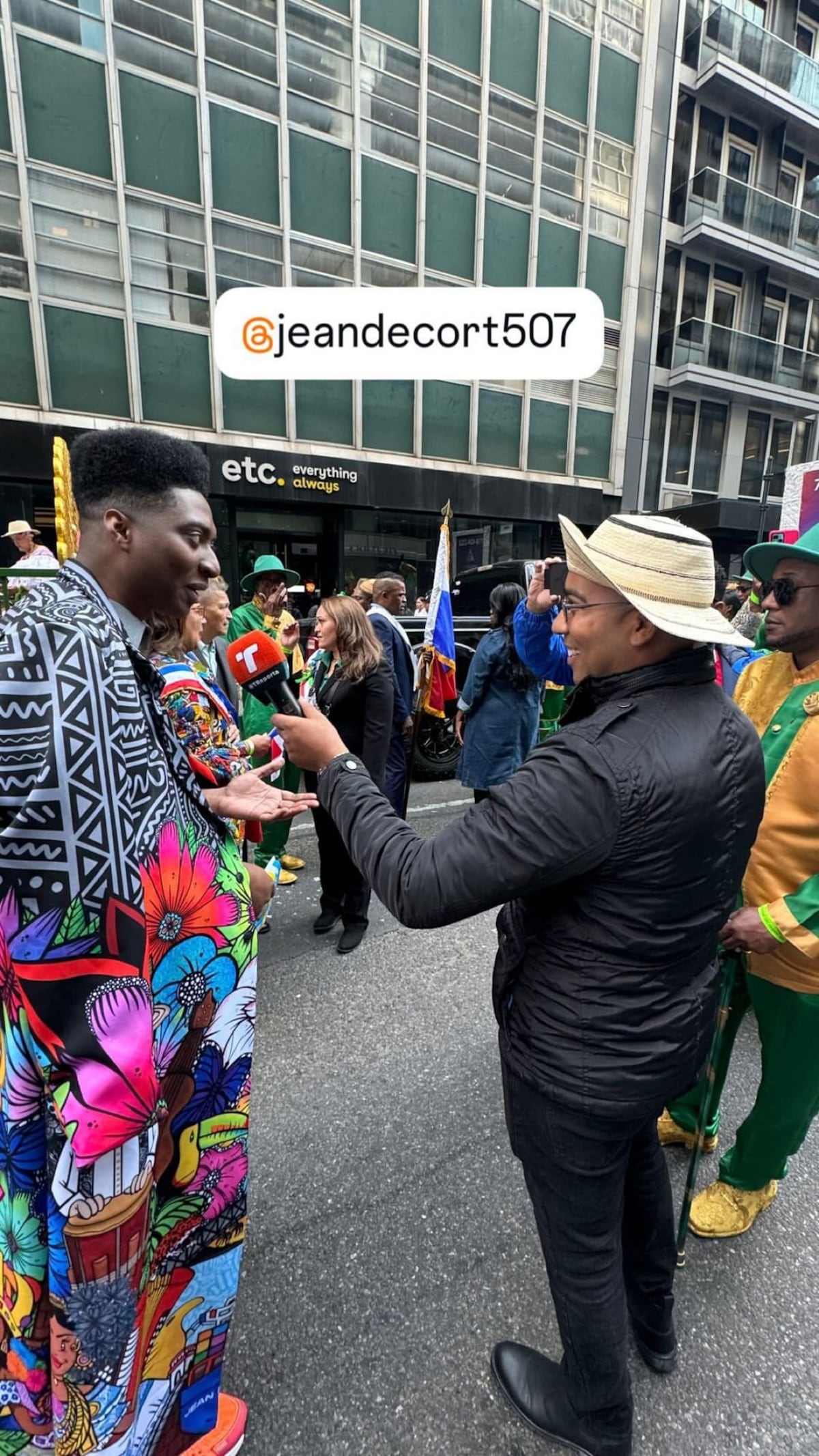 Samy y Sandra Sandoval, Jean Decort y otras personalidades panameñas en el Desfile de la Hispanidad en New York