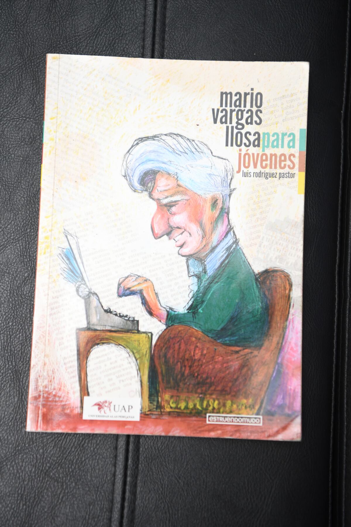 El editor que rescató el diálogo perdido de Vargas Llosa y García Márquez