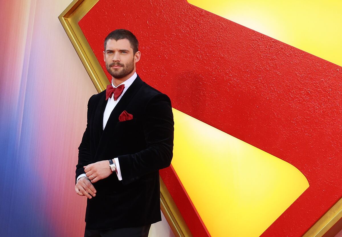 De Armani en Metrópolis: los ‘looks’ del nuevo elenco de ‘Superman’ para el estreno en Londres