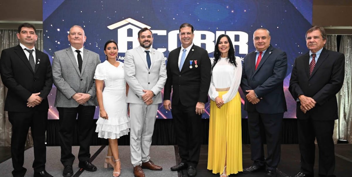 Acobir juramenta a su junta directiva para el periodo 2024-2025