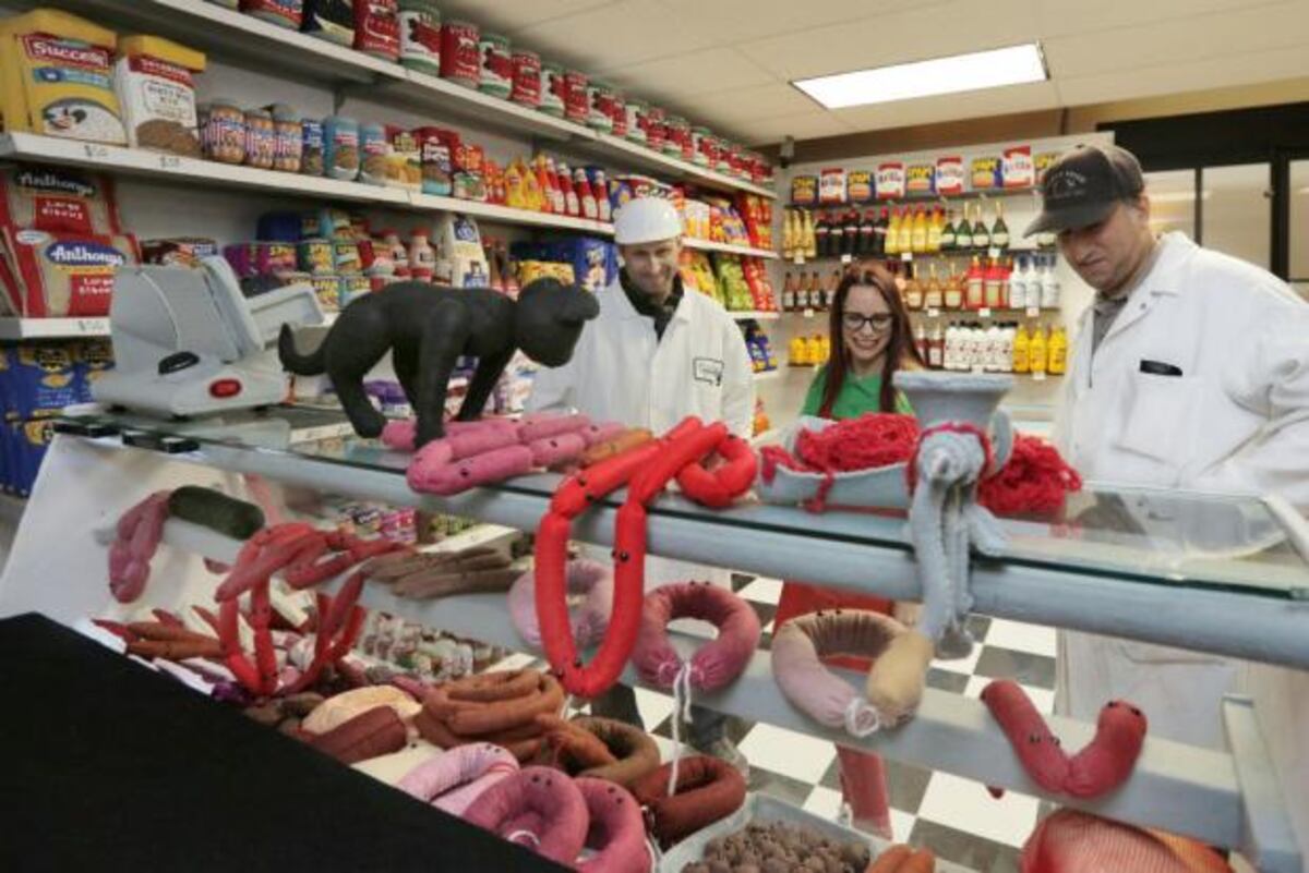 Un supermercado hecho de peluches