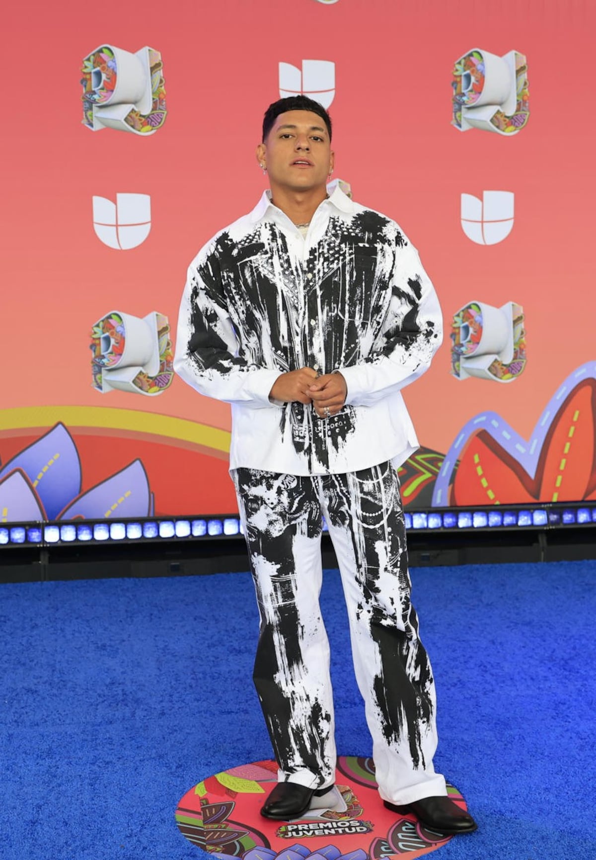 Los looks de la alfombra azul de los Premios Juventud 2025