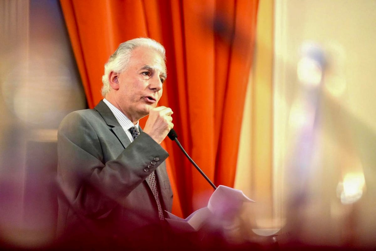 Vargas Llosa vivió la antesala de su muerte con ritual diario de ir a sitios de sus obras