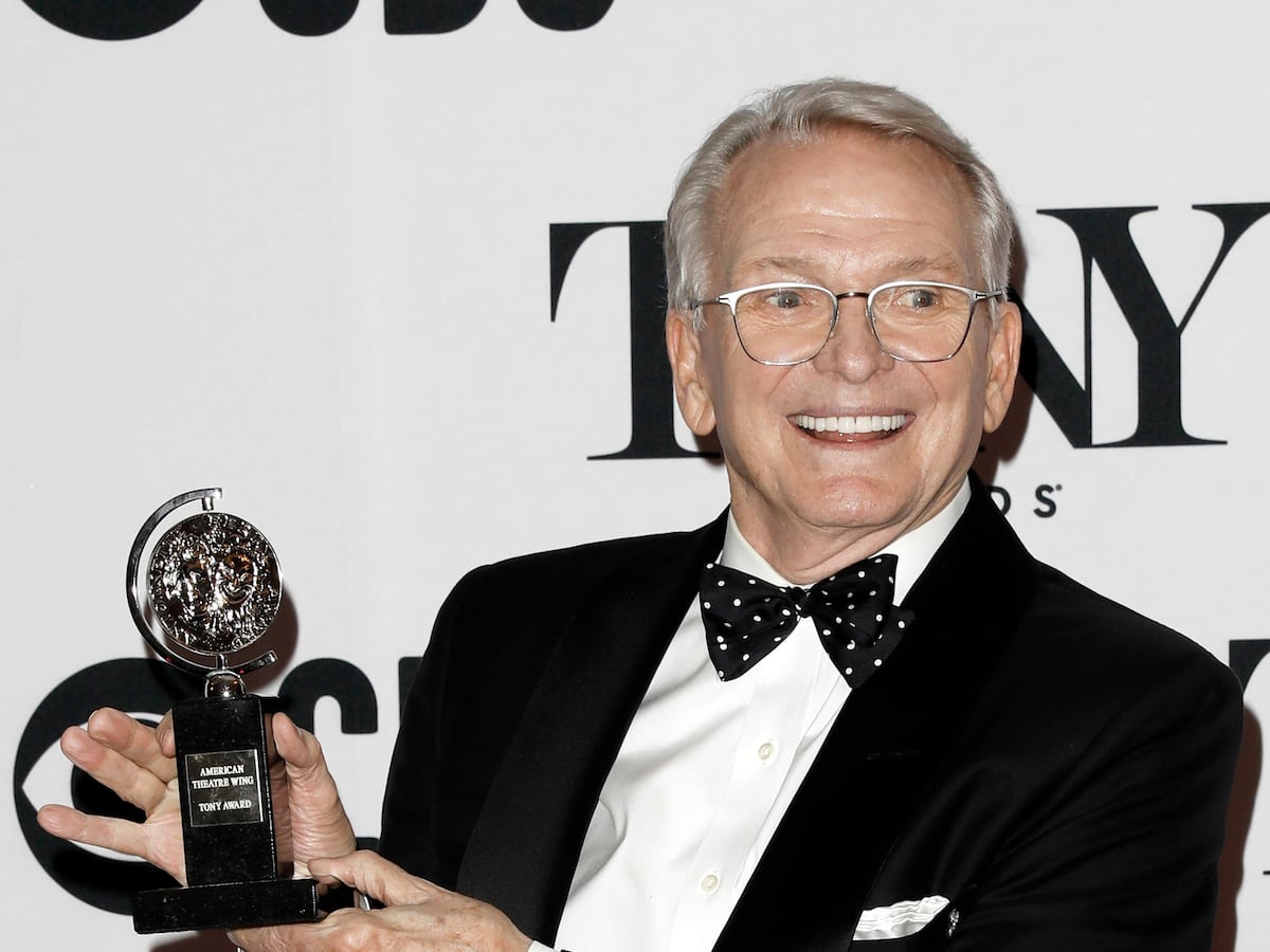 Muere el diseñador de moda y vestuarista Bob Mackie a los 87 años