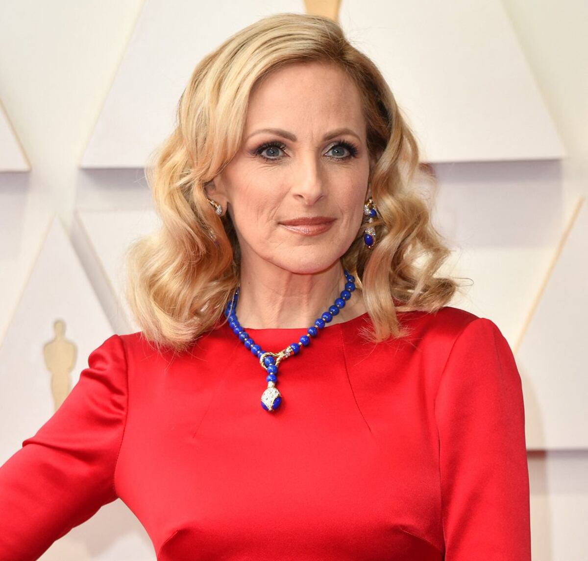 10 beauty looks de los premios Oscar 2022