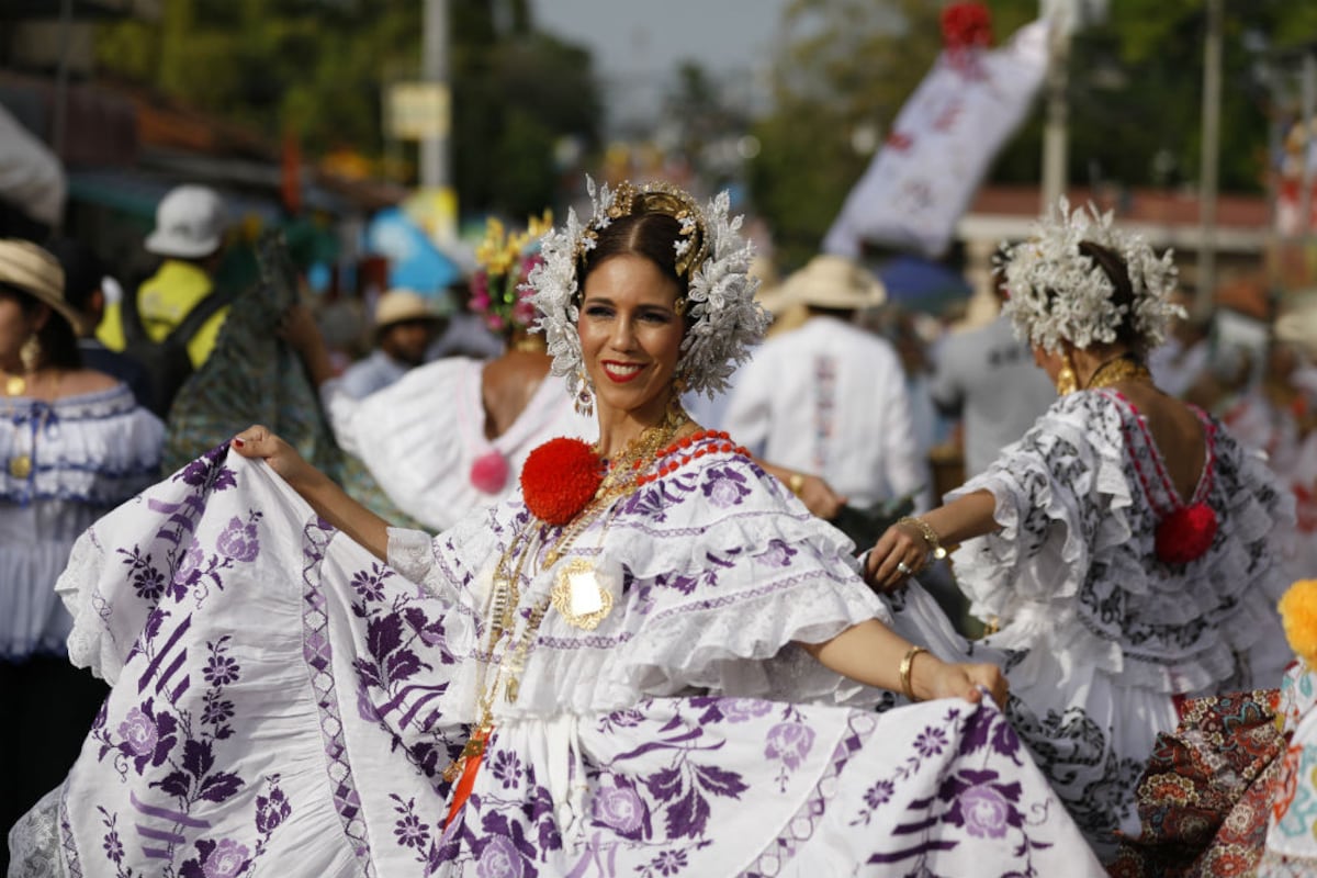 El Desfile de las Mil Polleras en Las Tablas