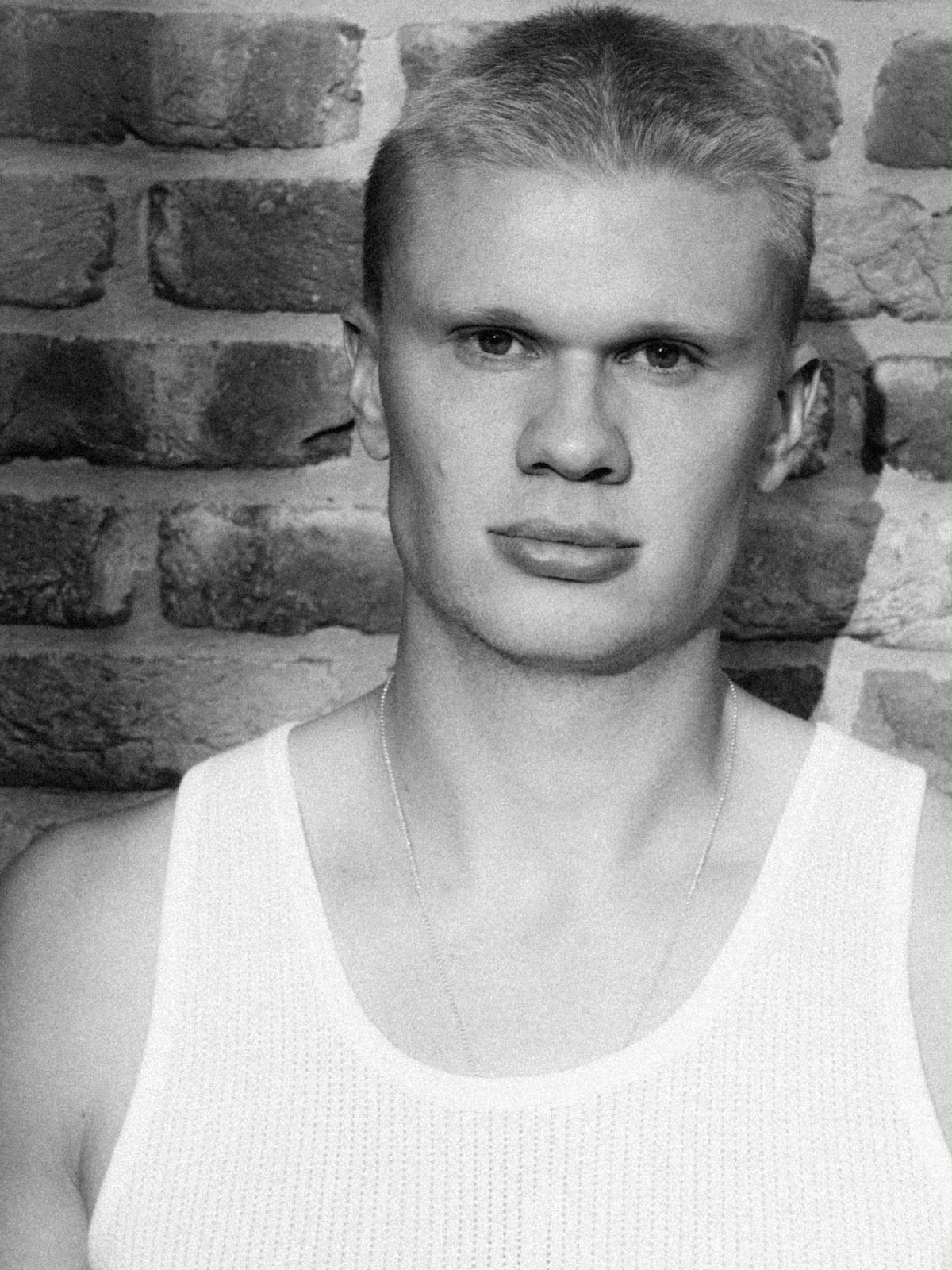 Adiós a la melena rubia: Erling Haaland y su nuevo look de cabello corto