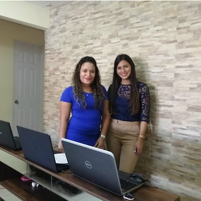 Optar por un título de la Universidad de Panamá a través de una videollamada
