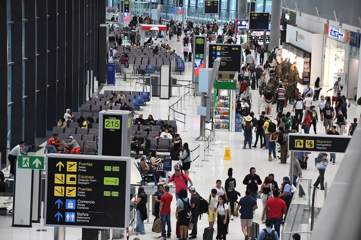 Chile, el único país de Latinoamérica que ingresa a Estados Unidos sin visa: así viajan los chilenos a este país