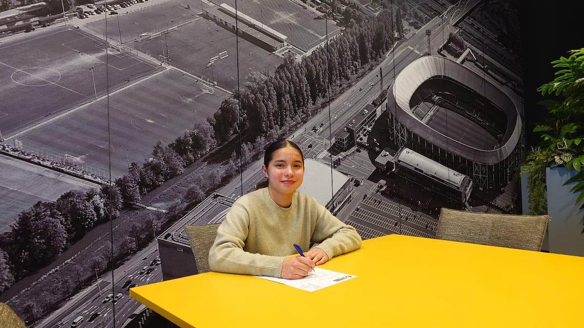 Laure Castillo, primera panameña en firmar con el equipo Feyenoord juvenil de Países Bajos